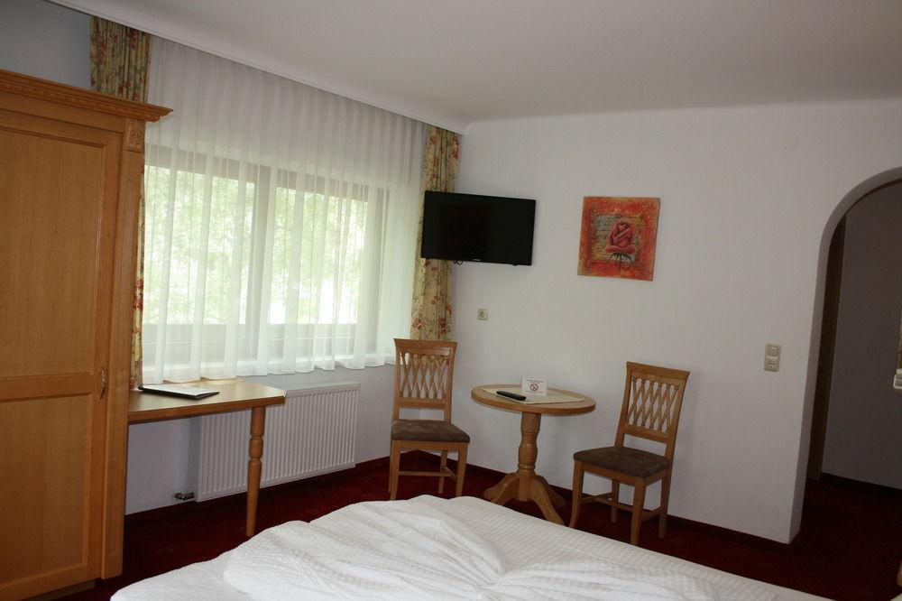 Pension Birkenhof ไมย์อาโฮเฟิน ภายนอก รูปภาพ