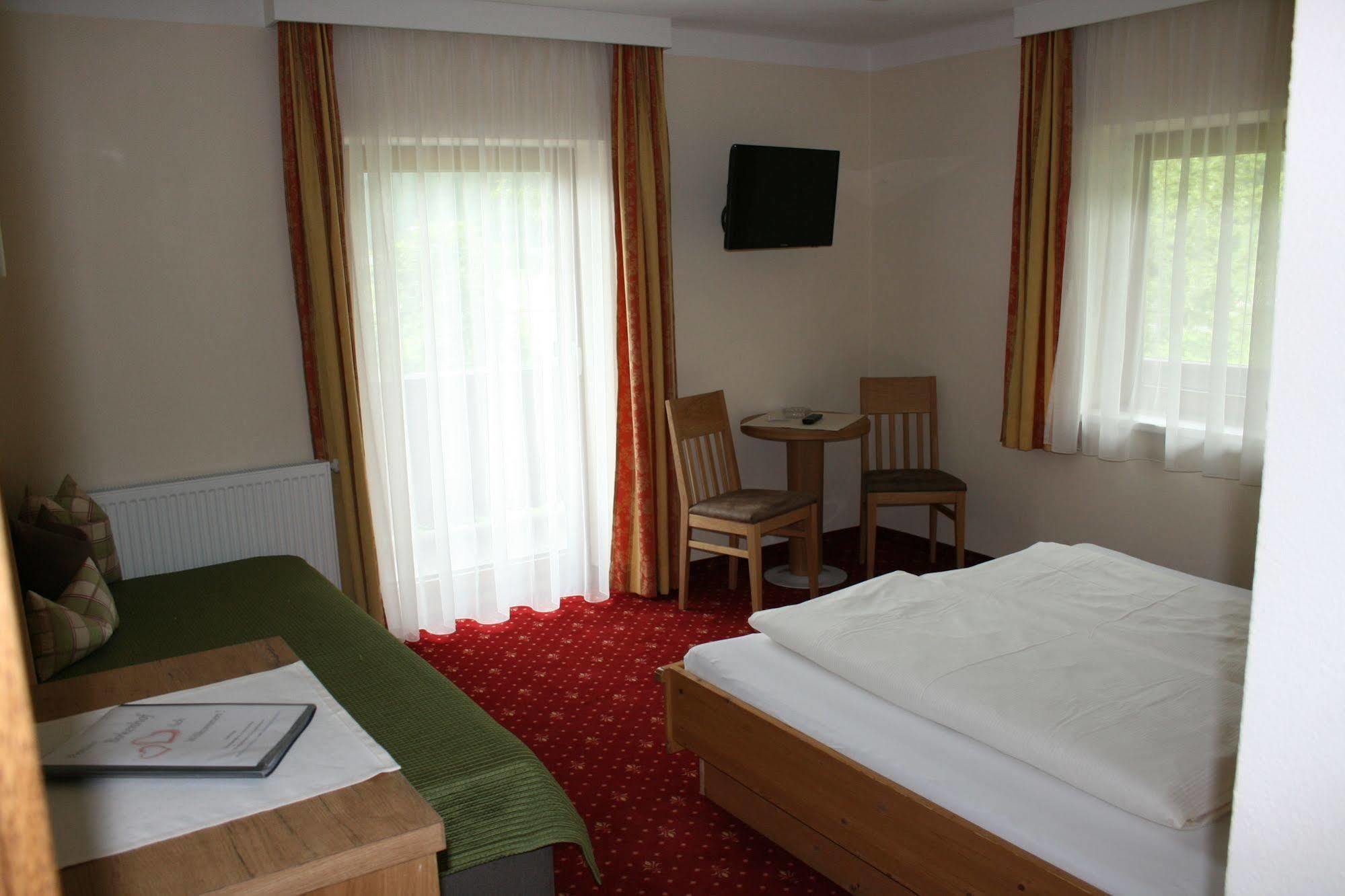 Pension Birkenhof ไมย์อาโฮเฟิน ภายนอก รูปภาพ