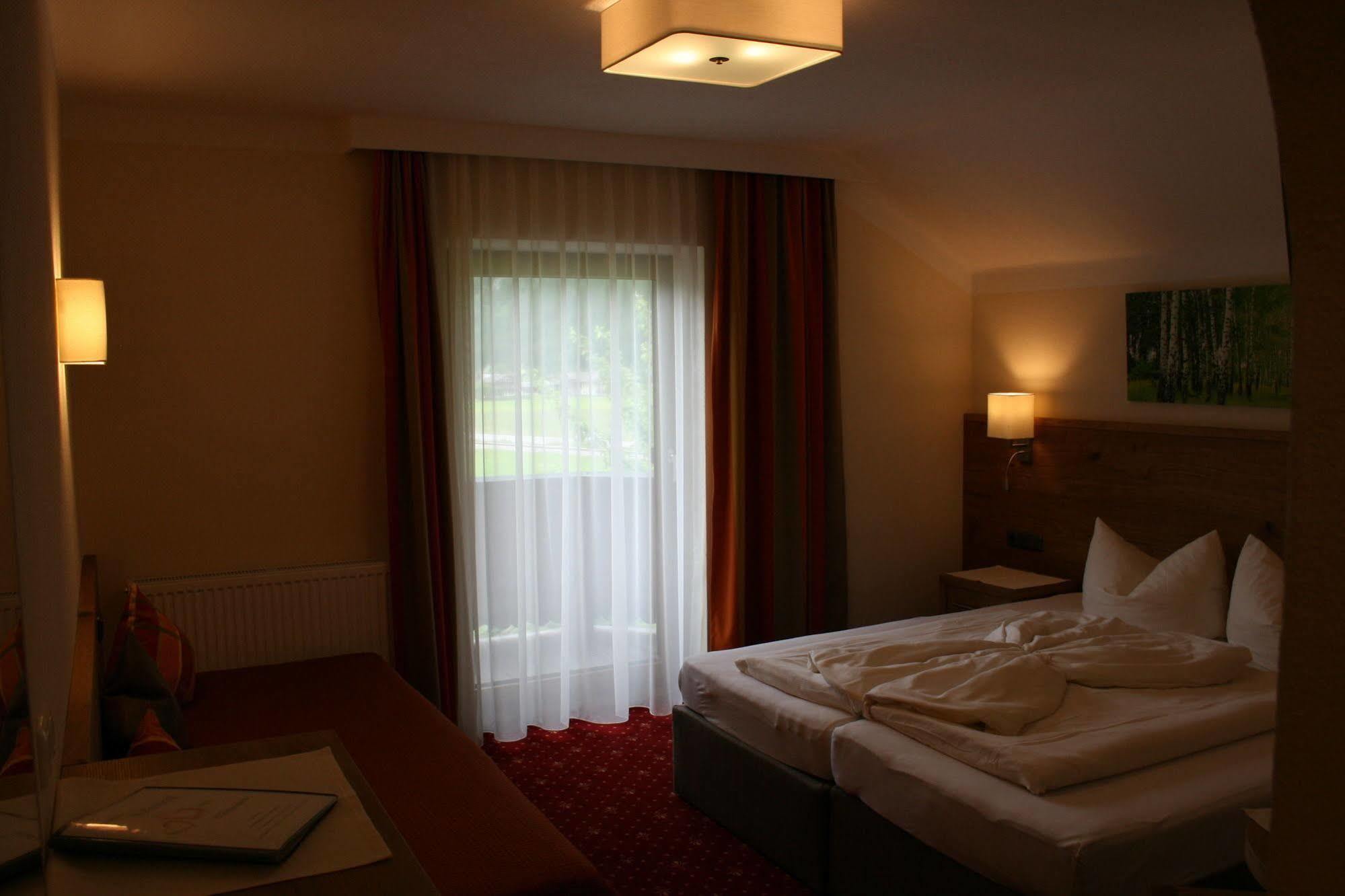 Pension Birkenhof ไมย์อาโฮเฟิน ภายนอก รูปภาพ