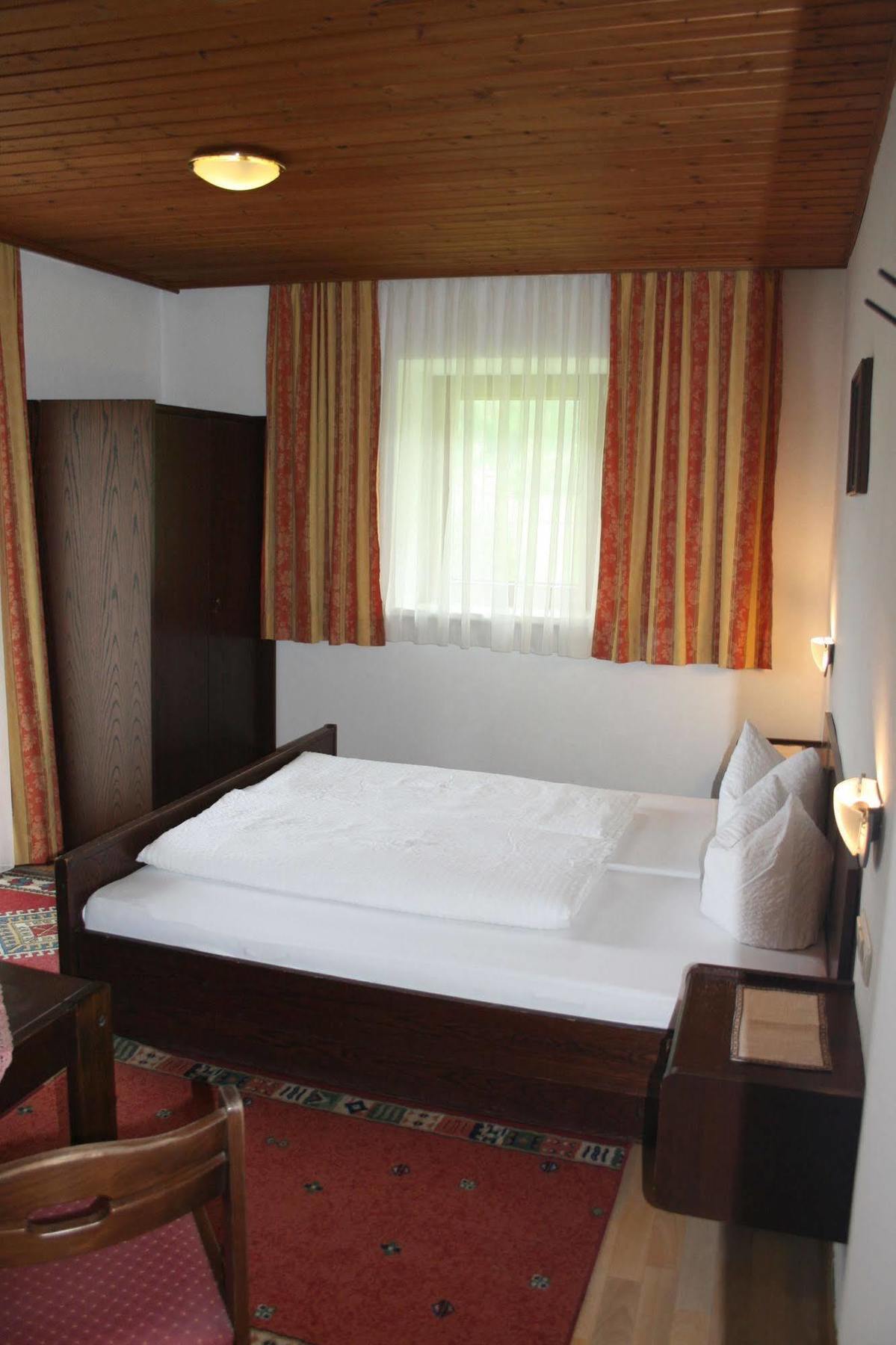 Pension Birkenhof ไมย์อาโฮเฟิน ภายนอก รูปภาพ