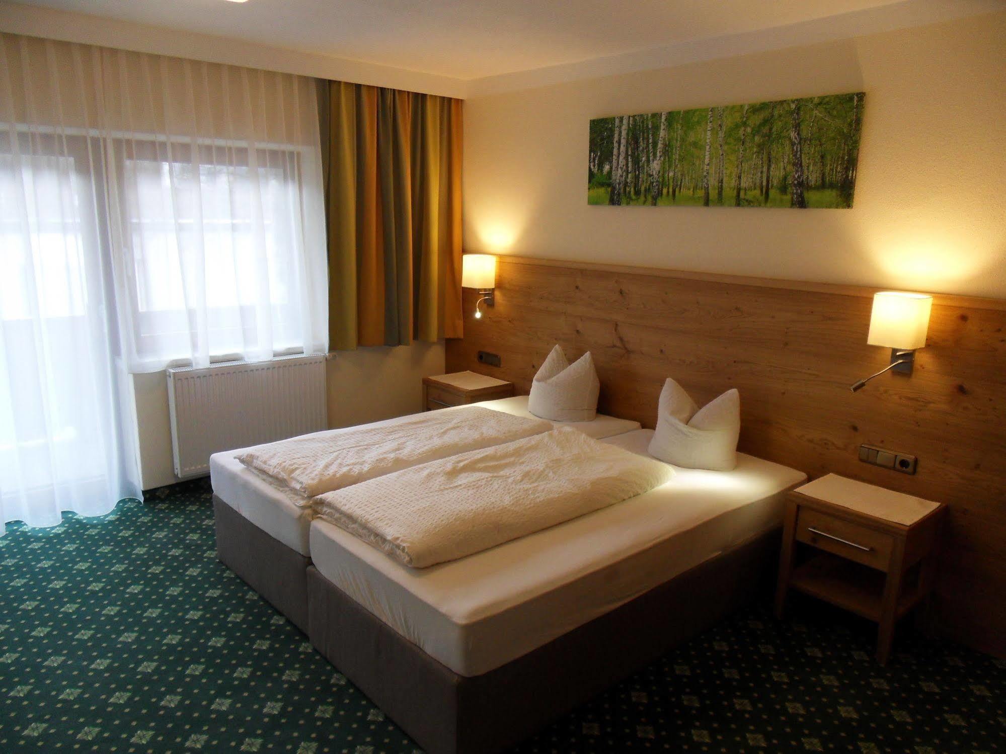 Pension Birkenhof ไมย์อาโฮเฟิน ภายนอก รูปภาพ